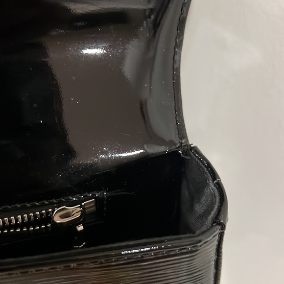 Authentic Louis Vuitton Clutch - Picture 6 of 11